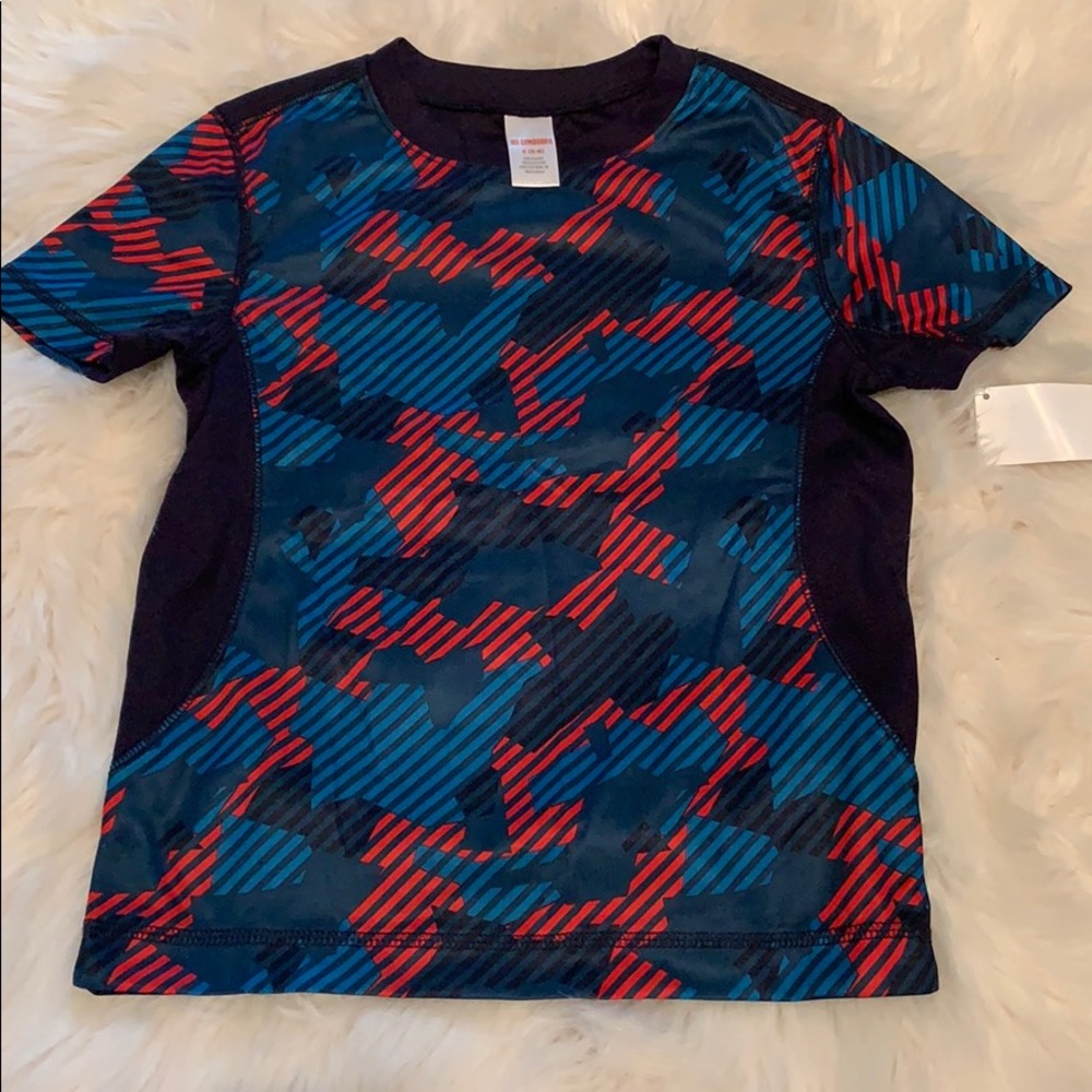 Gymboree boys active stretch shirt